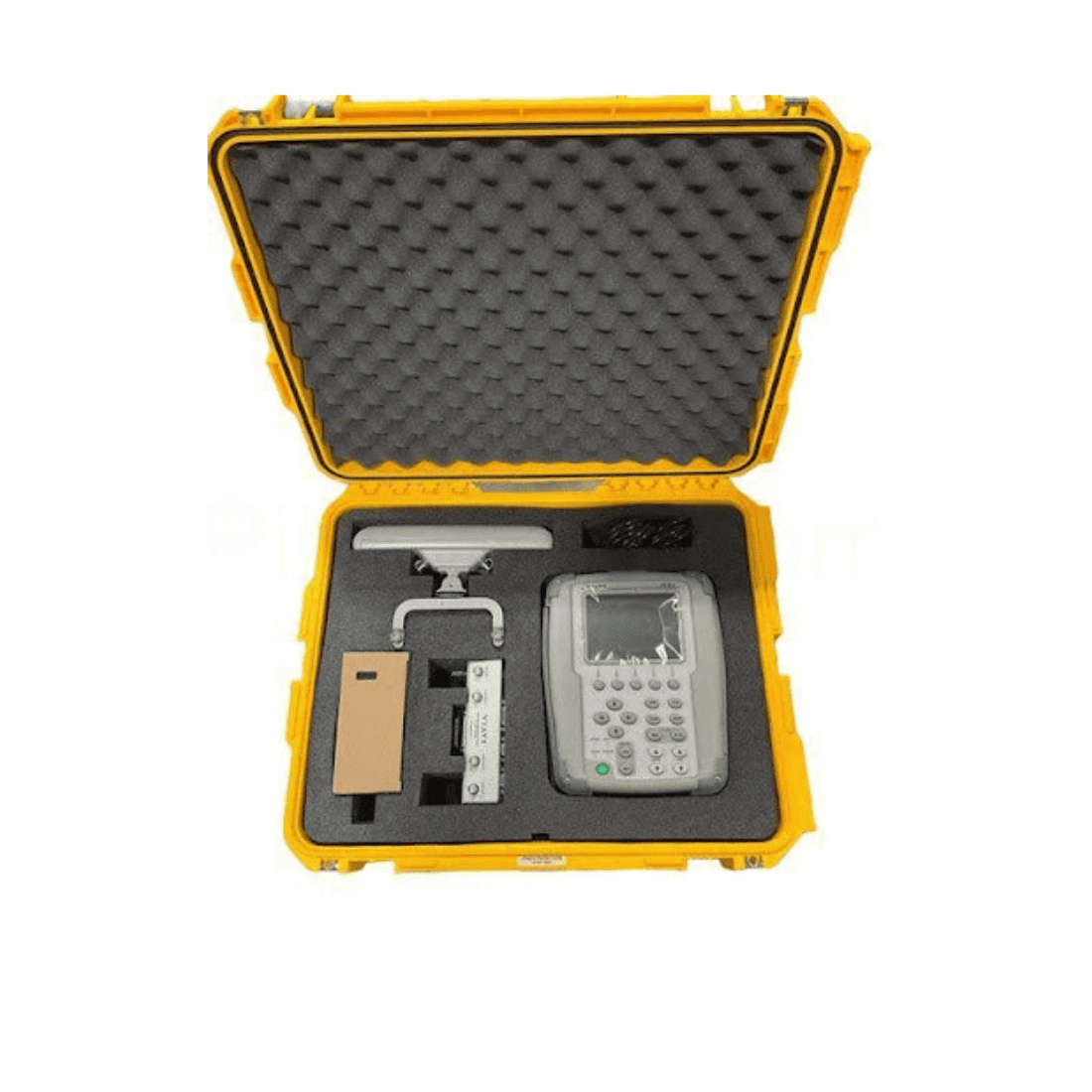 IFR6015 – Military Flight Line Test Set